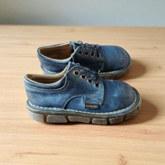 Dr. Martens Other - Vintage Dr Martens Made In England Shoe Boys Kids Size 8 Blue Leather Oxford